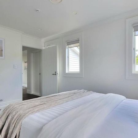Central Auckland 5-Bedroom Villa With Free Parking Екстериор снимка