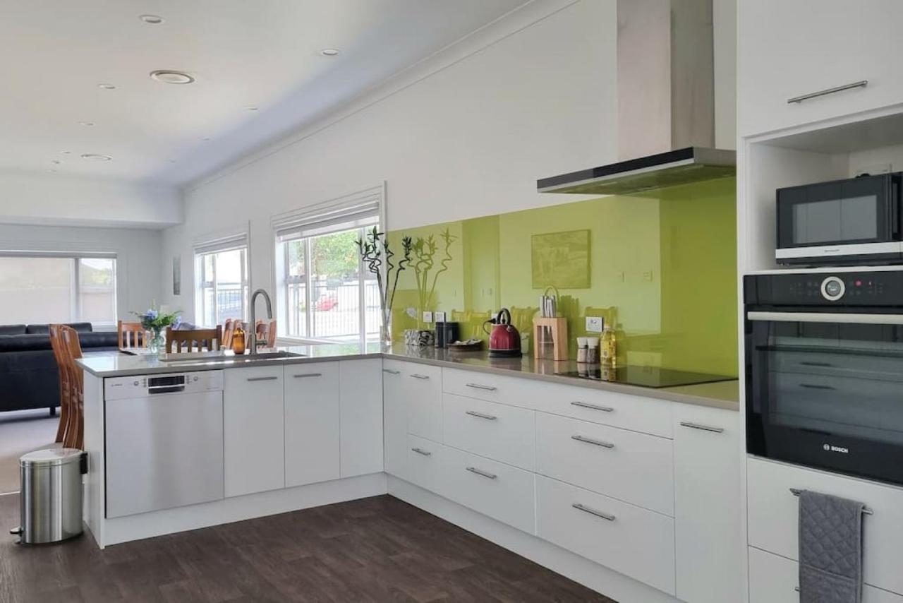 Central Auckland 5-Bedroom Villa With Free Parking Екстериор снимка