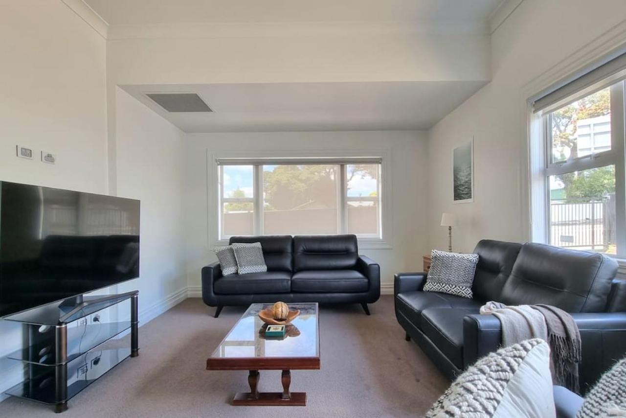 Central Auckland 5-Bedroom Villa With Free Parking Екстериор снимка