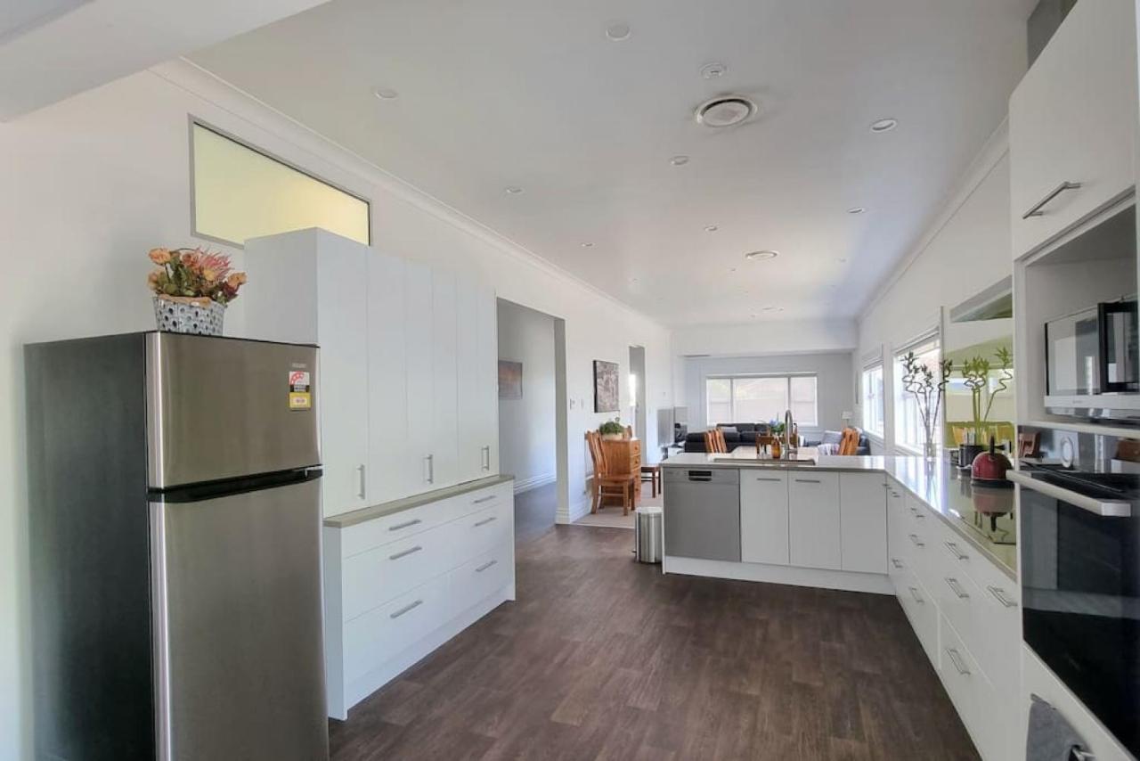 Central Auckland 5-Bedroom Villa With Free Parking Екстериор снимка