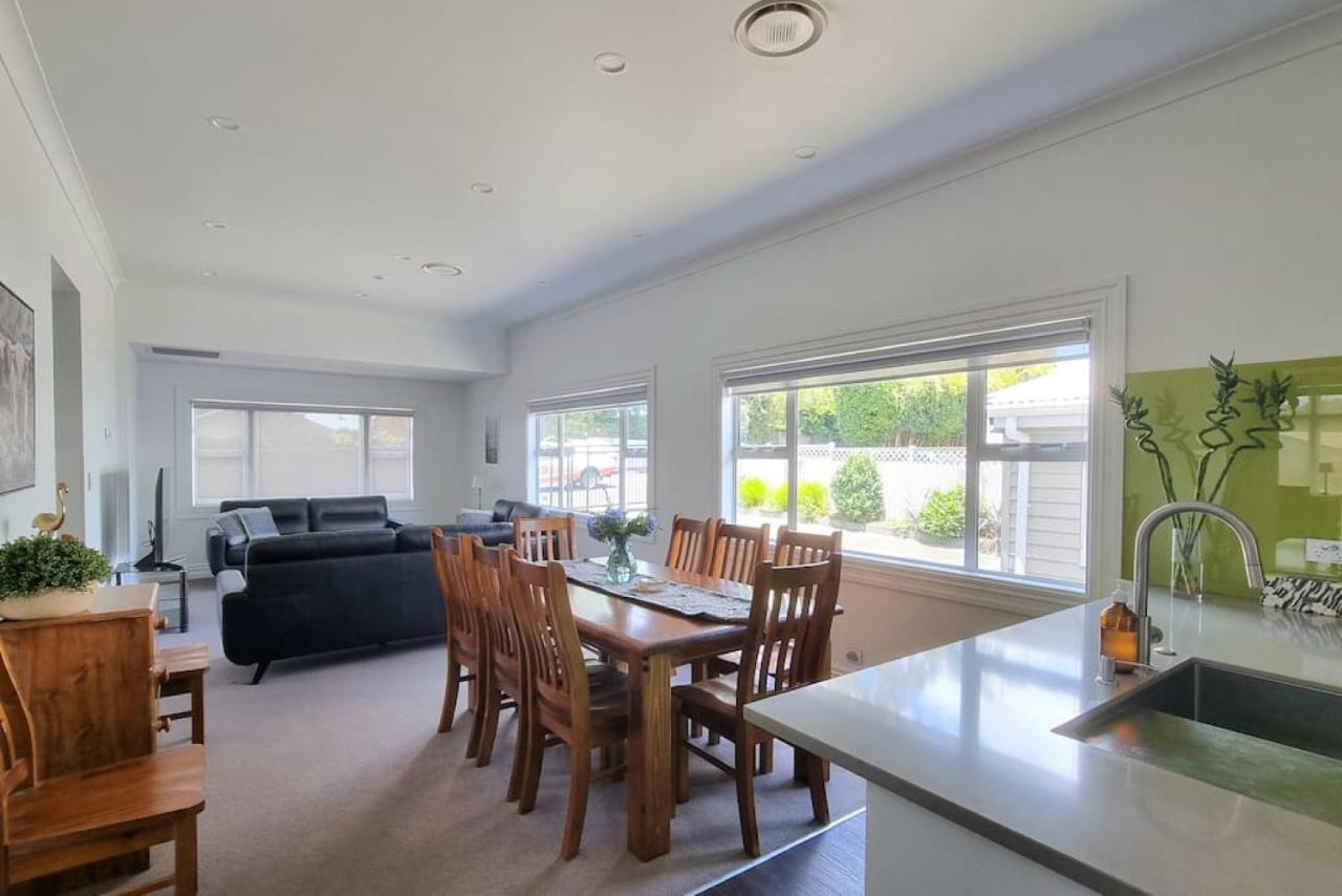 Central Auckland 5-Bedroom Villa With Free Parking Екстериор снимка