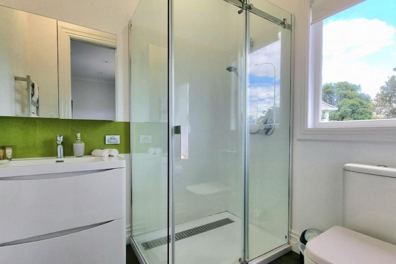 Central Auckland 5-Bedroom Villa With Free Parking Екстериор снимка
